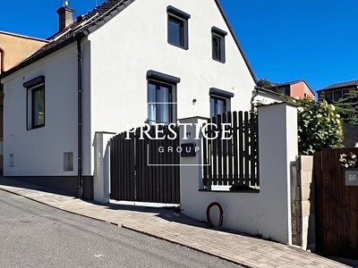 Pronájem  rodinného domu 120 m², pozemek 460 m²