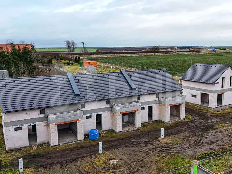 Prodej louky 300 m², Chrudim – náhled fotky 3