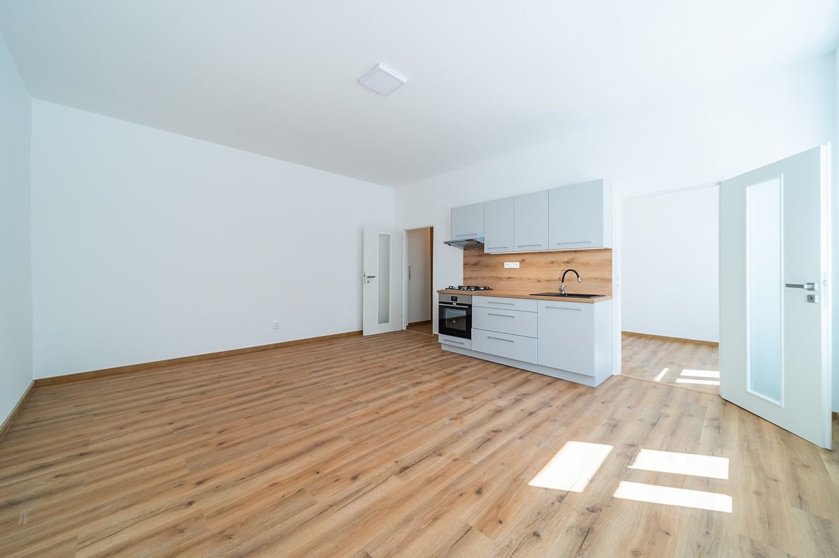 Prodej bytu 2+kk 36 m², Opava – fotka 1 z 3