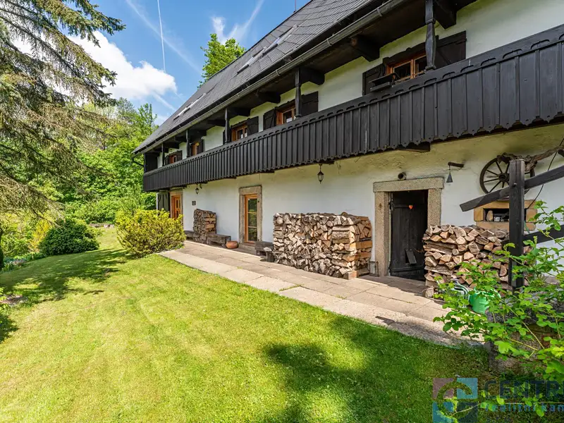 Prodej rodinného domu 265 m², pozemek 1648 m², Šimonovice – náhled fotky 2