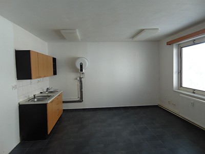 Gewerbefläche zur Miete, 60 m² (2 von 10)