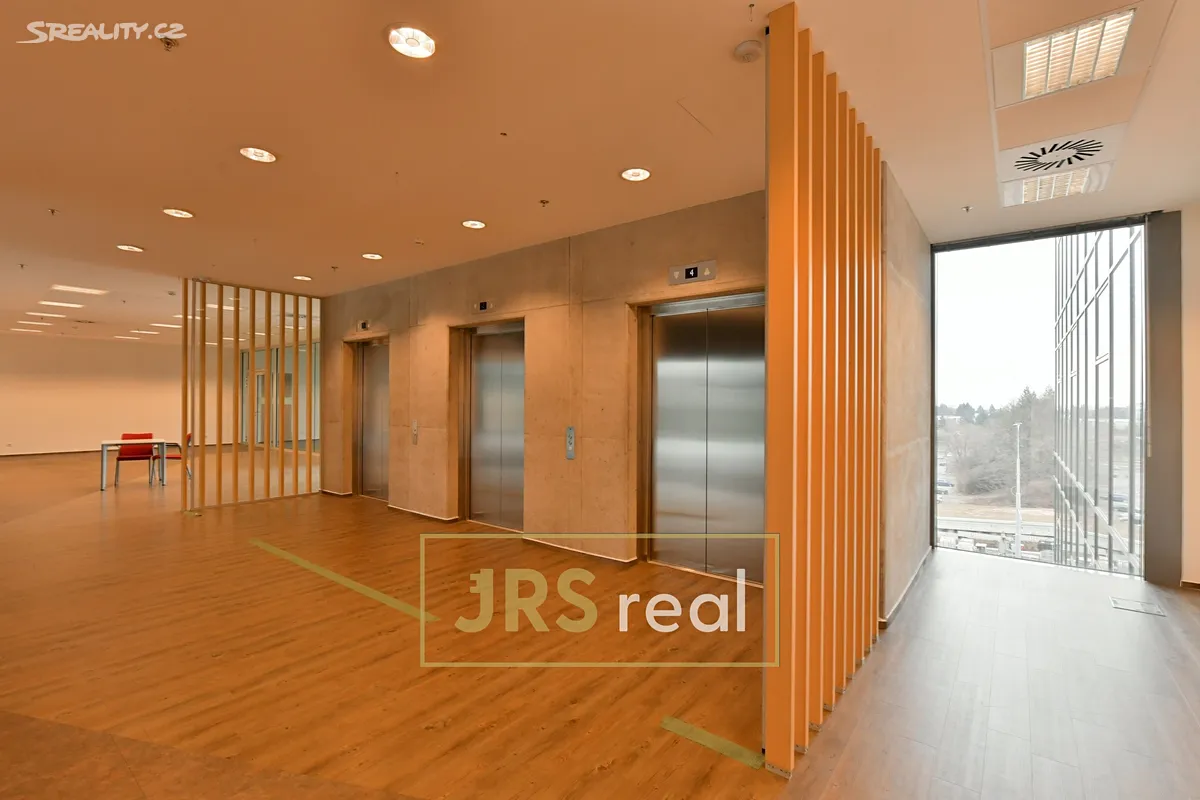 Pronájem kanceláře 285 m² – další