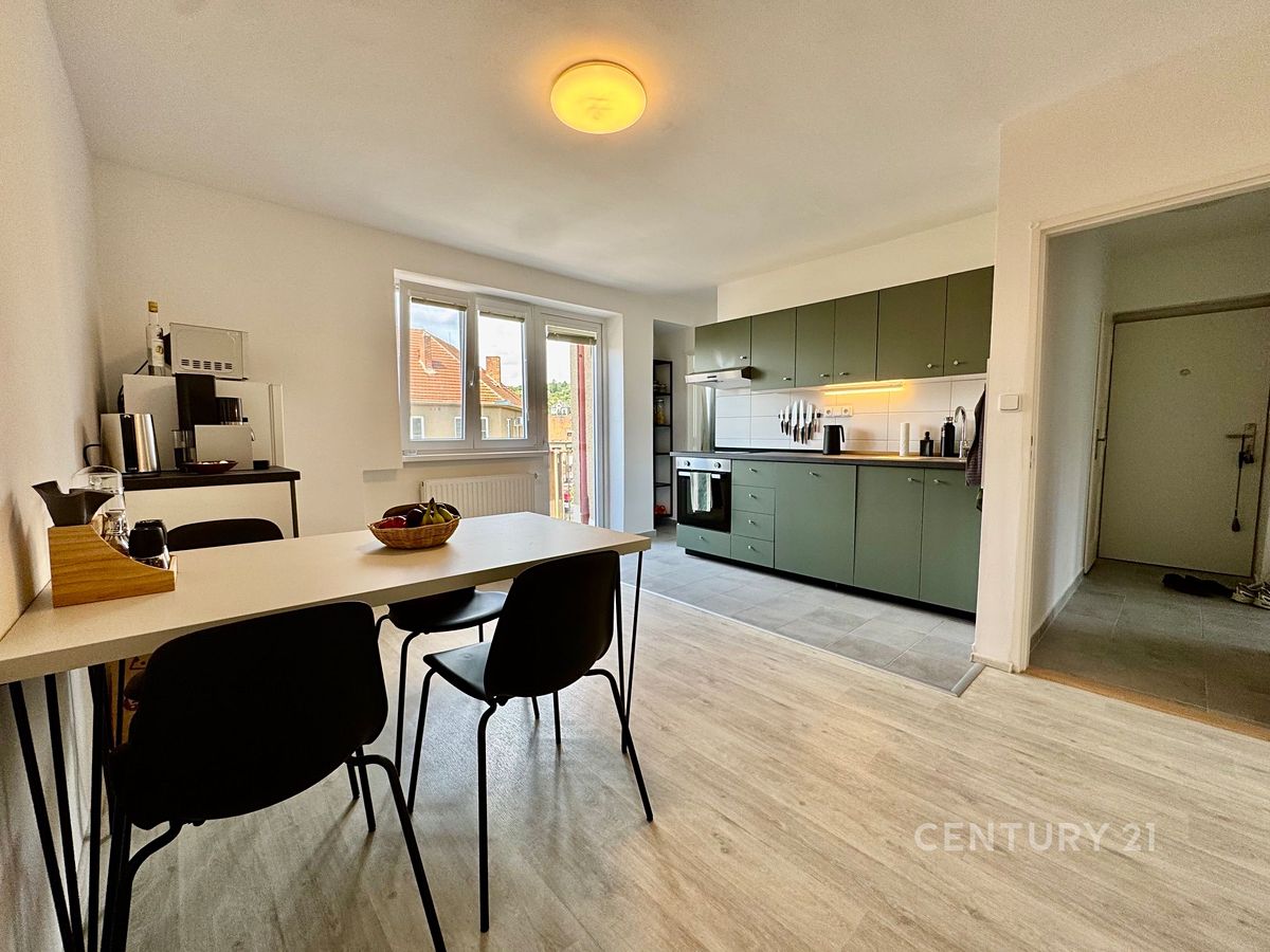Pronájem bytu 2+1 57 m²