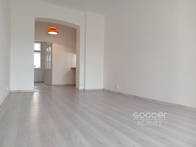 Pronájem bytu 1+kk 32 m²
