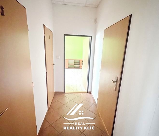 Pronájem komerčního prostoru, 22 m² (6 z 8)