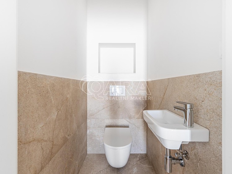 Prodej domu, 68 m² (25 z 31)