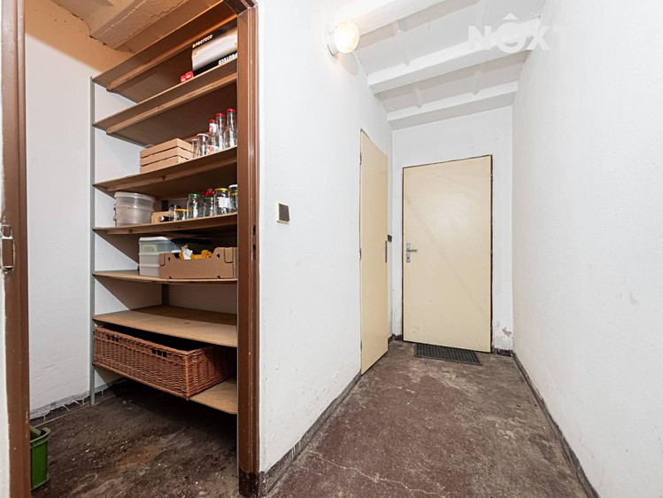 Prodej domu, 200 m² (19 z 25)