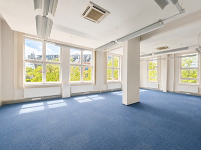 Pronájem kanceláře 170 m²