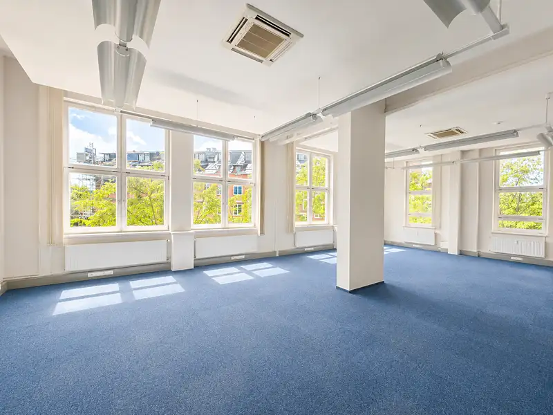 Pronájem kanceláře 170 m², Praha – náhled fotky 1