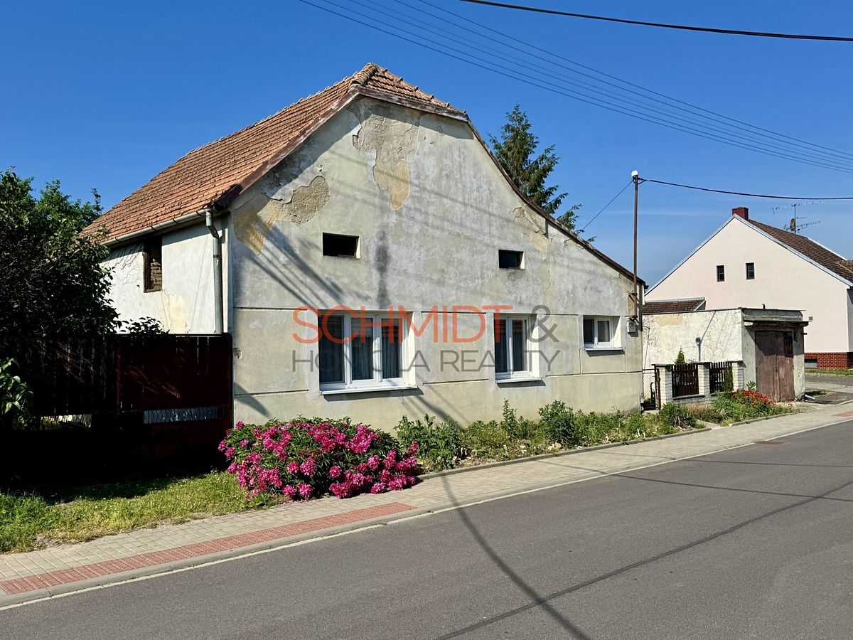 Prodej rodinného domu 924 m², pozemek 924 m²
