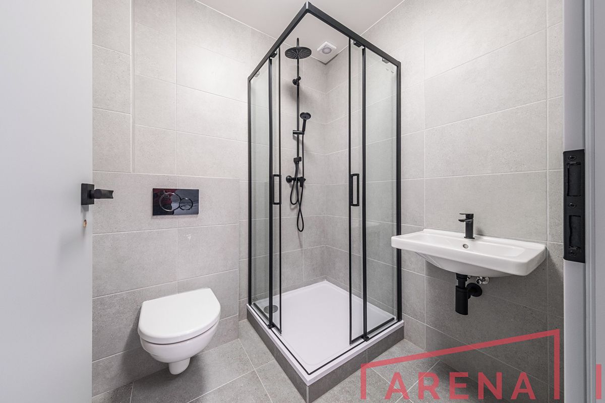 Pronájem kanceláře 95 m² – fotografie 5