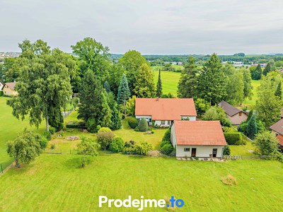 Prodej  rodinného domu 214 m², pozemek 5 225 m²
