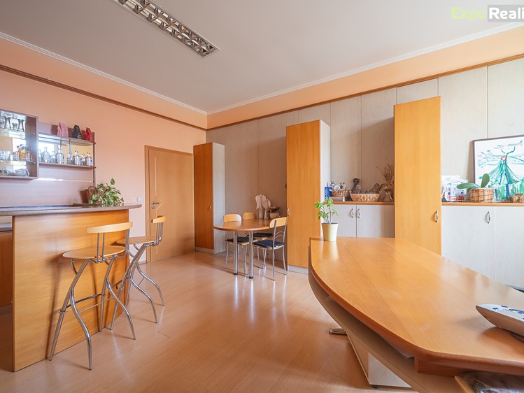 Комерційне приміщення на продаж, 782 м² (5 з 25)