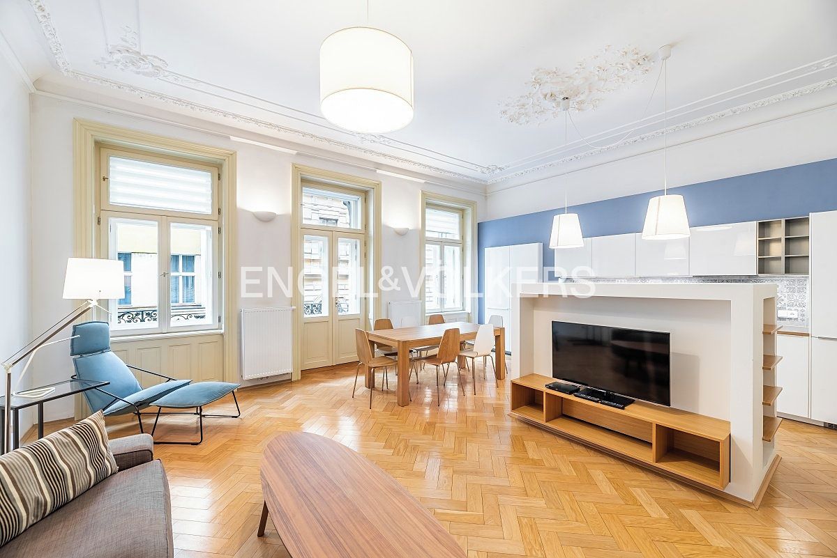 Pronájem bytu 3+kk 104 m²