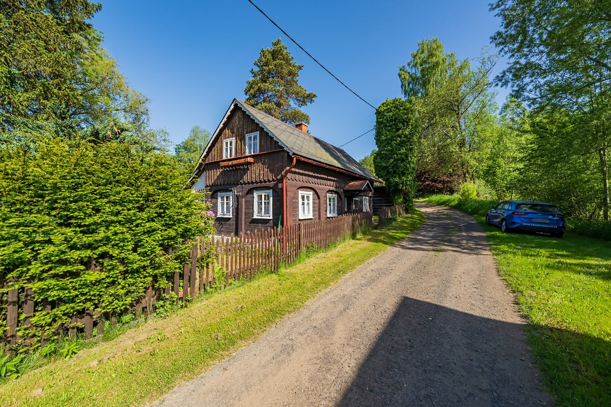 Prodej chalupy 100 m², pozemek 292 m²