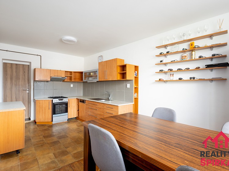 Prodej bytu 3+1, 77 m² (4 z 30)
