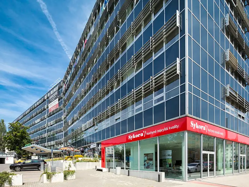 Pronájem garážového stání 12 m², Praha – náhled fotky 2