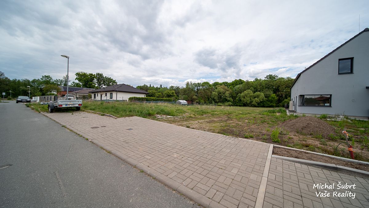 Prodej stavebního pozemku 1284 m² – fotografie 3