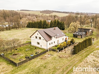 Prodej  rodinného domu 180 m², pozemek 1 481 m²