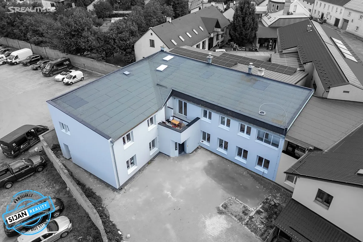 Prodej bytu 3+kk 72 m² – pohled 2