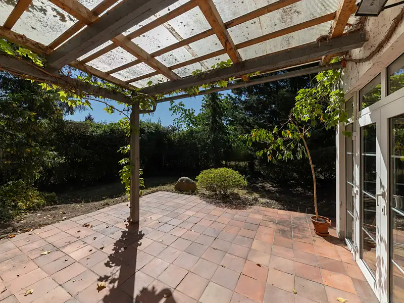 Prodej rodinného domu 180 m², pozemek 659 m², Praha – náhled fotky 2