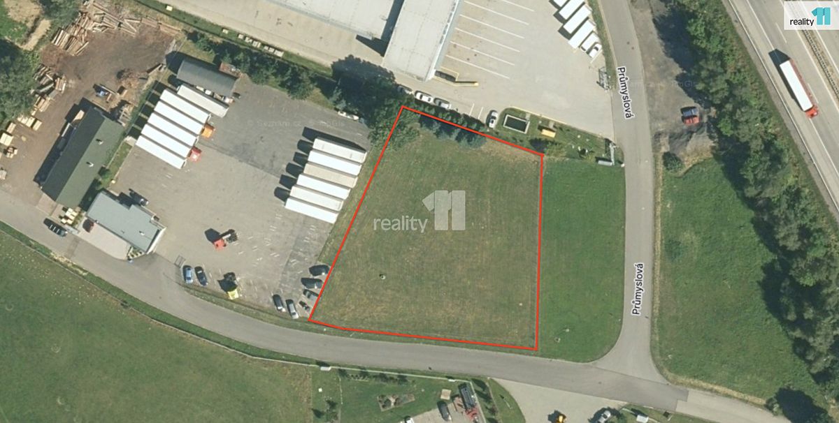 Prodej komerčního pozemku 2833 m² – fotografie 3