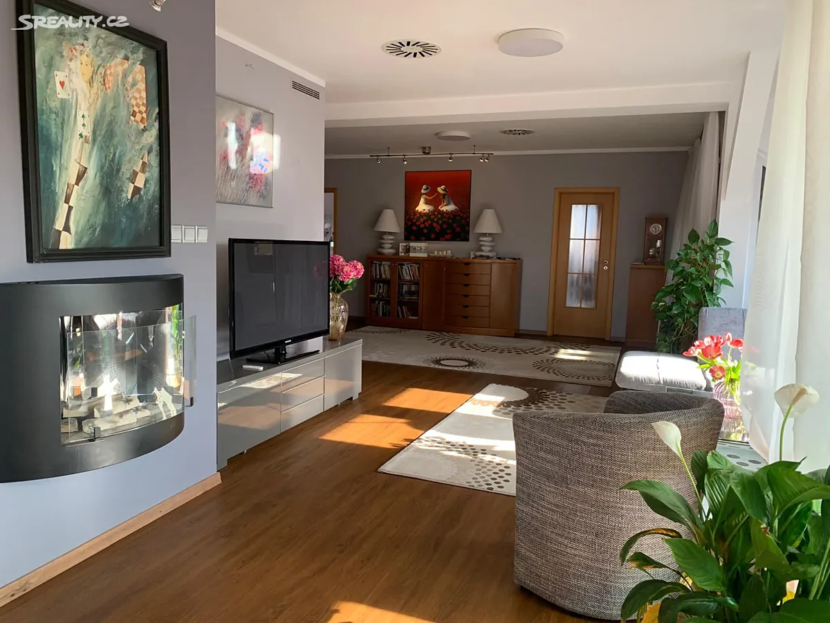 Pronájem bytu 4+kk 198 m², Na Dolinách