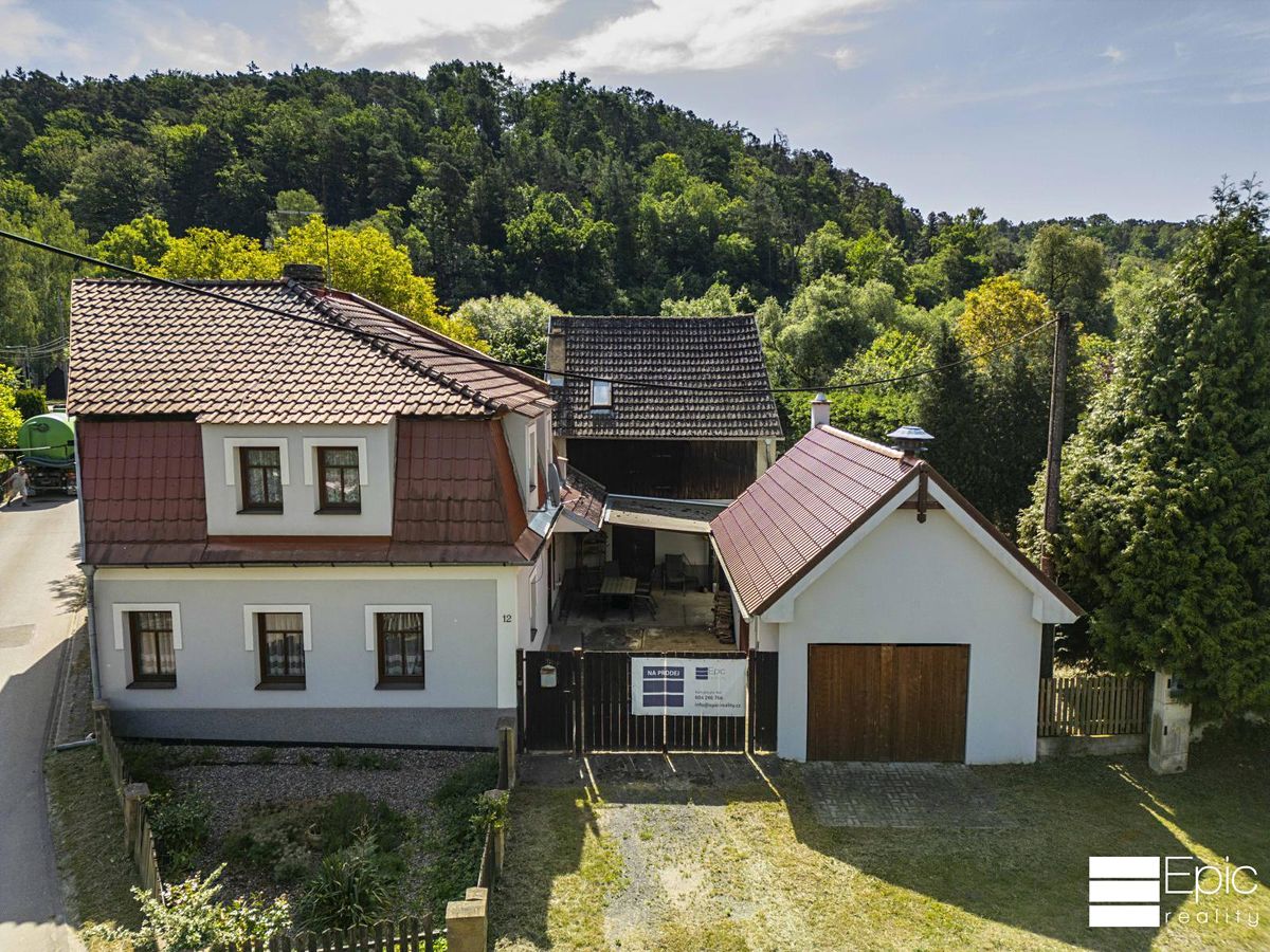 Prodej rodinného domu 230 m², pozemek 489 m²