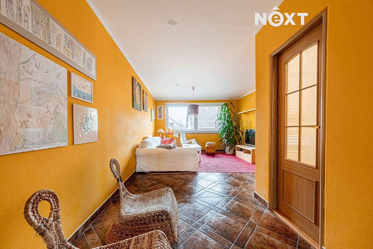 Prodej rodinného domu 200 m², pozemek 704 m² – fotografie 4