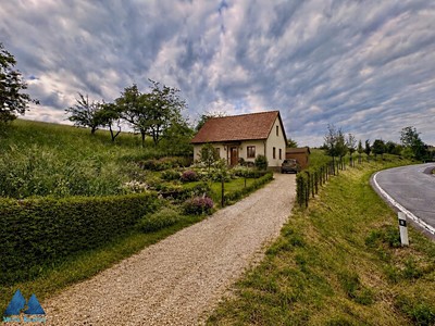 Prodej  stavebního pozemku 1 680 m²