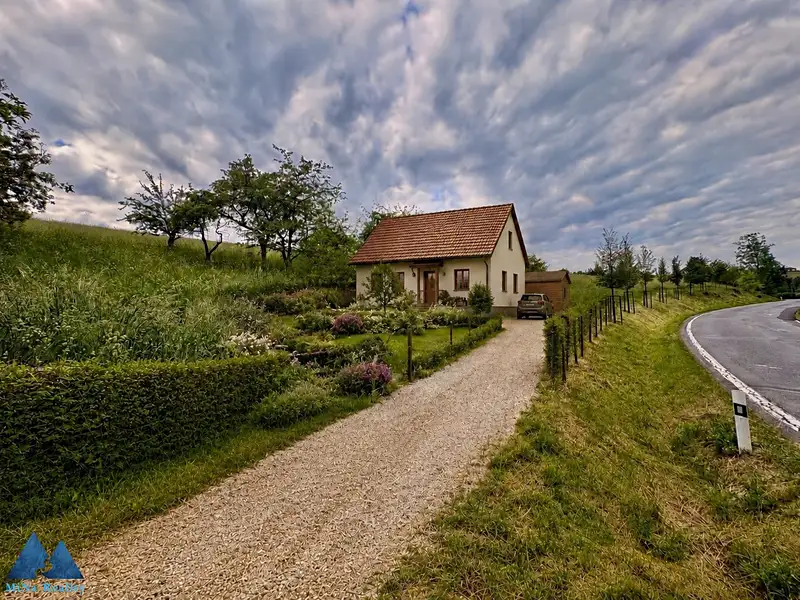 Prodej stavebního pozemku 1680 m², Libňatov – náhled fotky 1