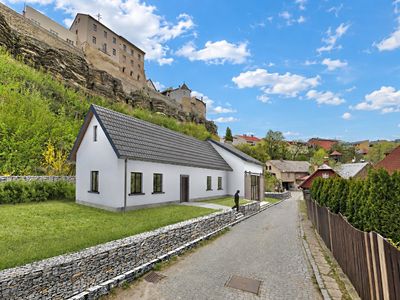 Prodej rodinného domu 220 m², pozemek 1128 m²