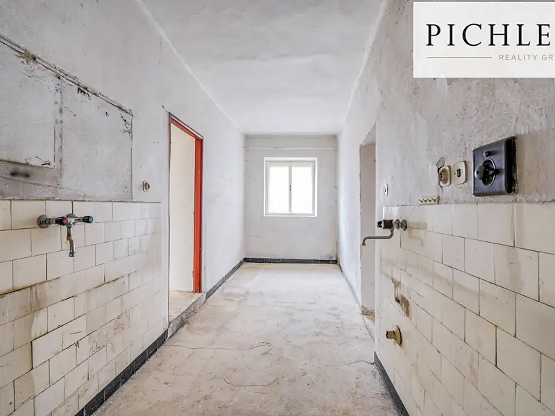 Prodej rodinného domu 292 m², pozemek 313 m², Kasejovice – náhled fotky 3