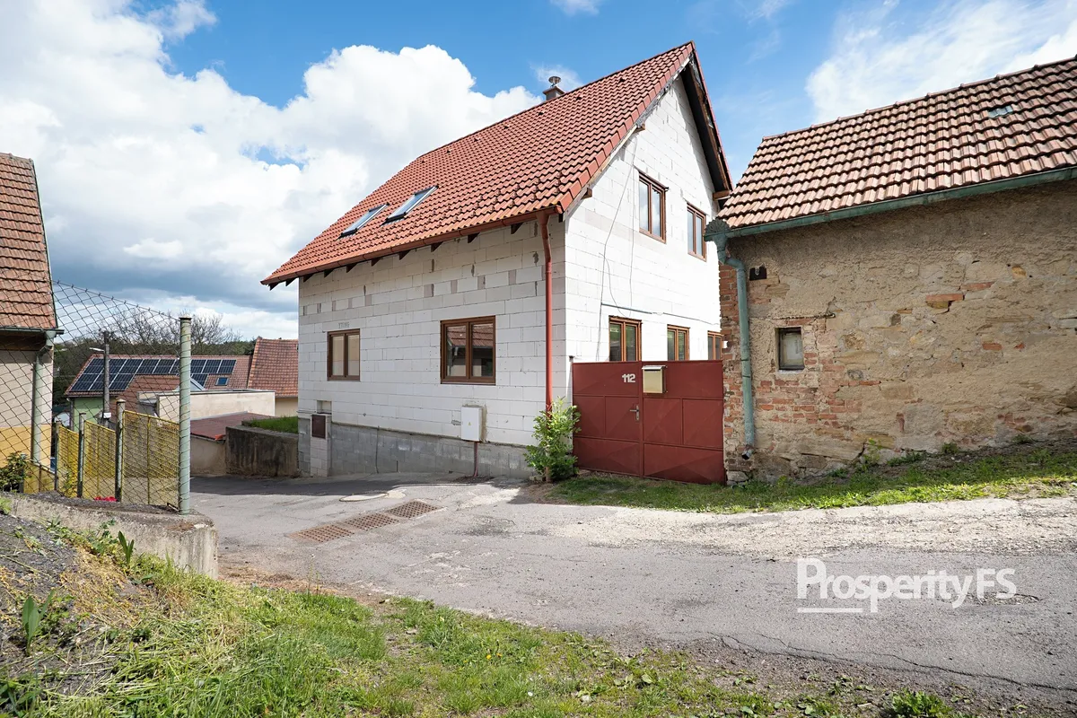 Prodej rodinného domu 150 m², pozemek 409 m²