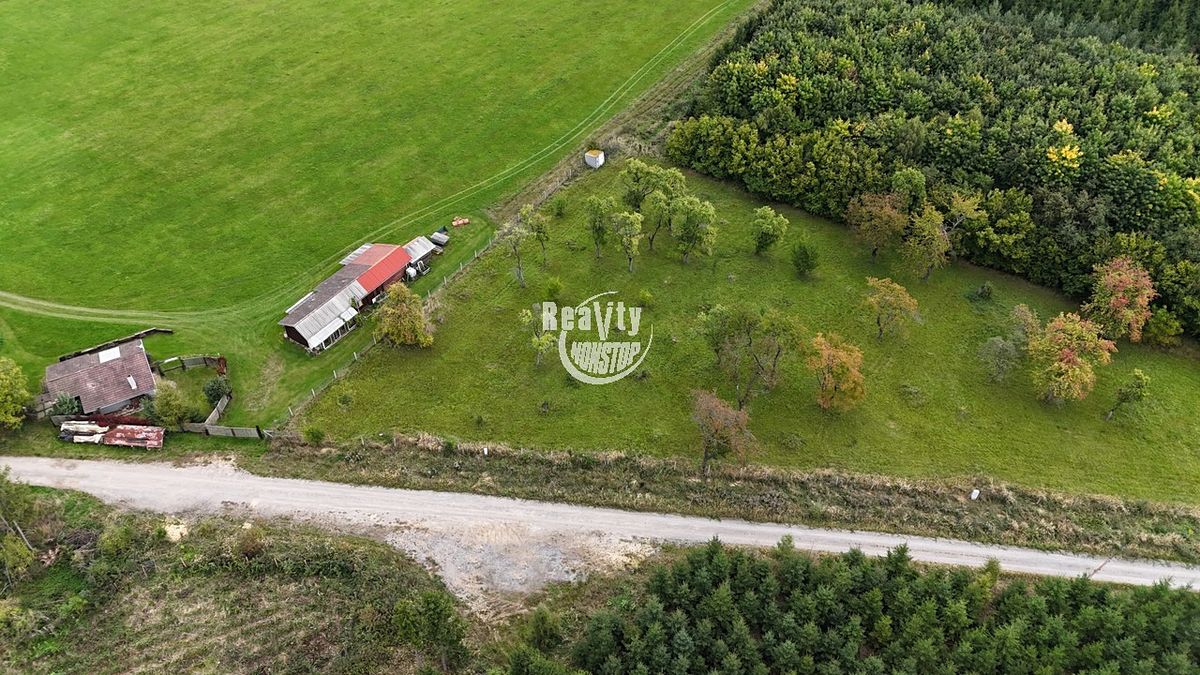 Prodej stavebního pozemku 3425 m²