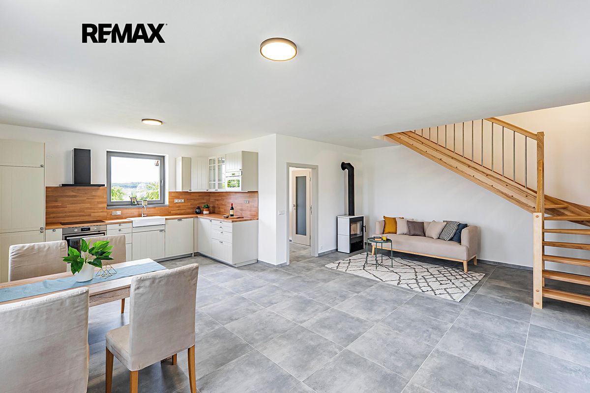 Prodej rodinného domu 120 m², pozemek 1013 m² – fotografie 4
