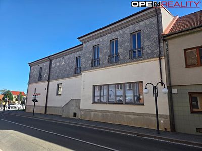 Prodej komerční nemovitosti 1080 m²