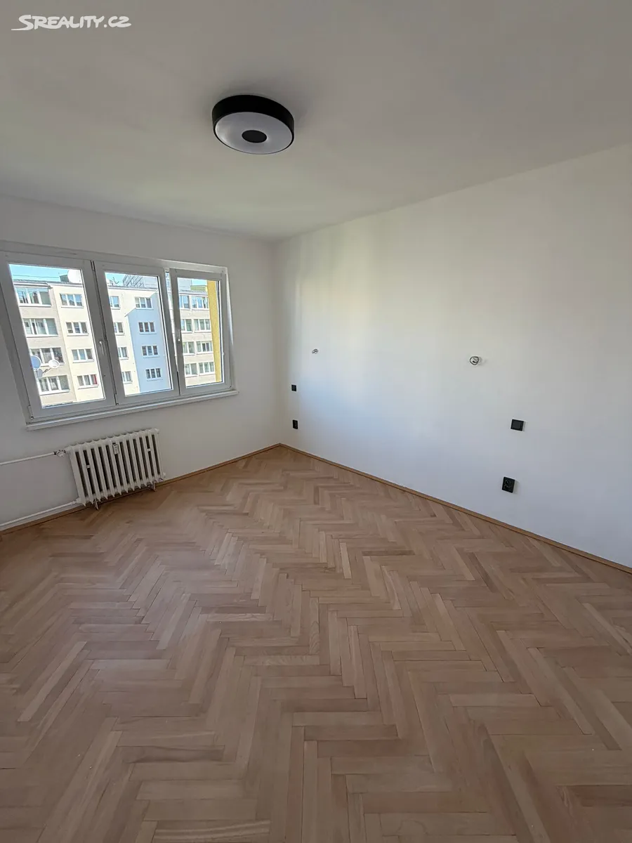Pronájem bytu 3+1 72 m² – pohled 4