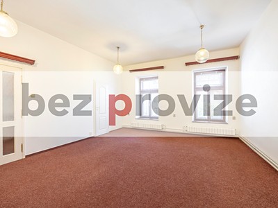 Pronájem kanceláře 96 m²