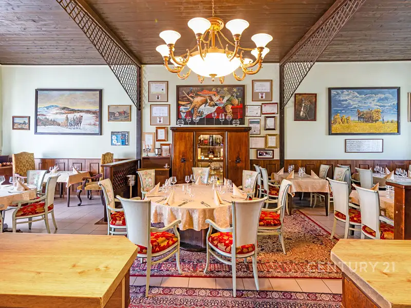 Pronájem restaurace 592 m², Klokočná – náhled fotky 1