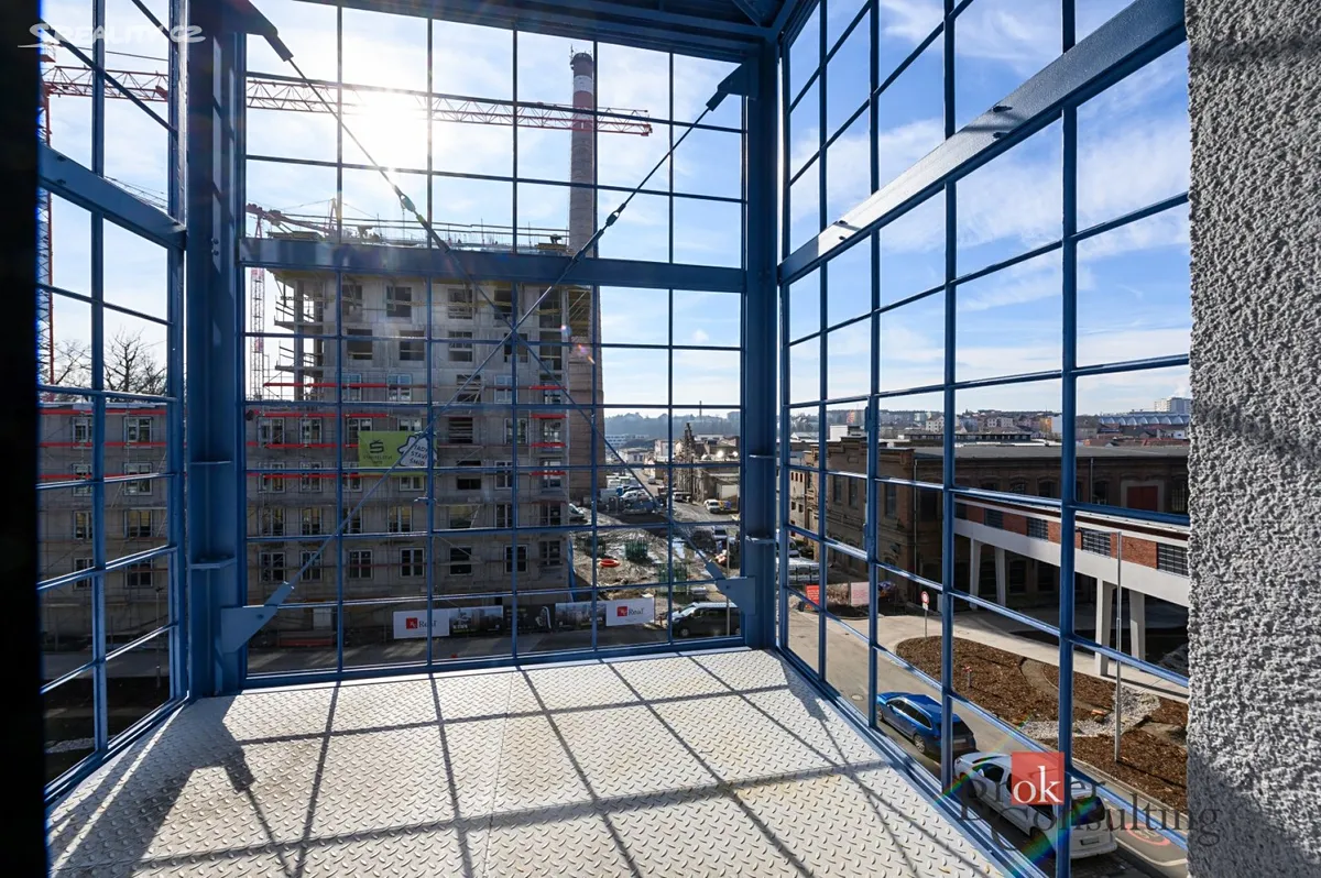 Pronájem kanceláře 219 m² - Więcej