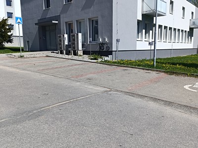 Pronájem garážového stání 12 m²