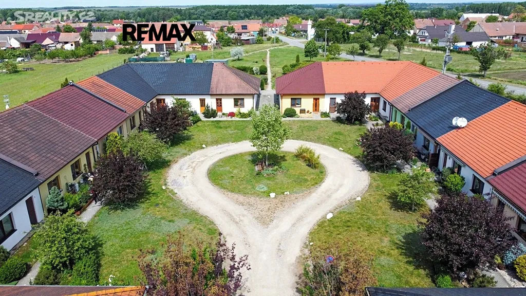 Prodej bytu 1+kk 34 m² – pohled 4