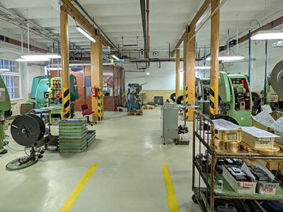 Prodej výrobní haly, prostoru 3000 m²
