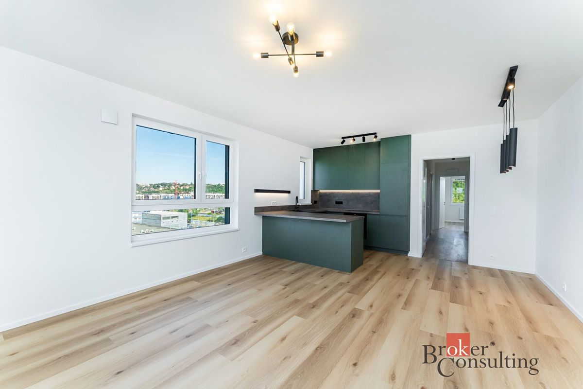 Pronájem bytu 3+kk 79 m²