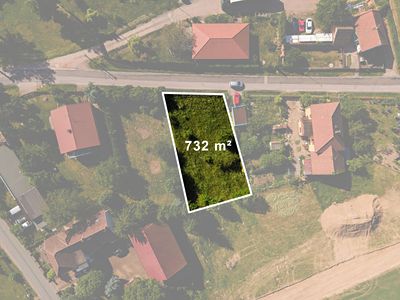 Prodej stavebního pozemku 732 m²