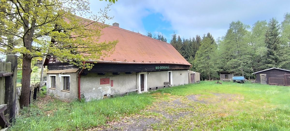 Prodej rodinného domu 321 m², pozemek 3298 m² – fotografie 2
