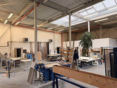 Prodej komerčního prostoru, 420 m² (3 z 24)