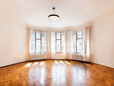 Pronájem bytu 3+kk 92 m²