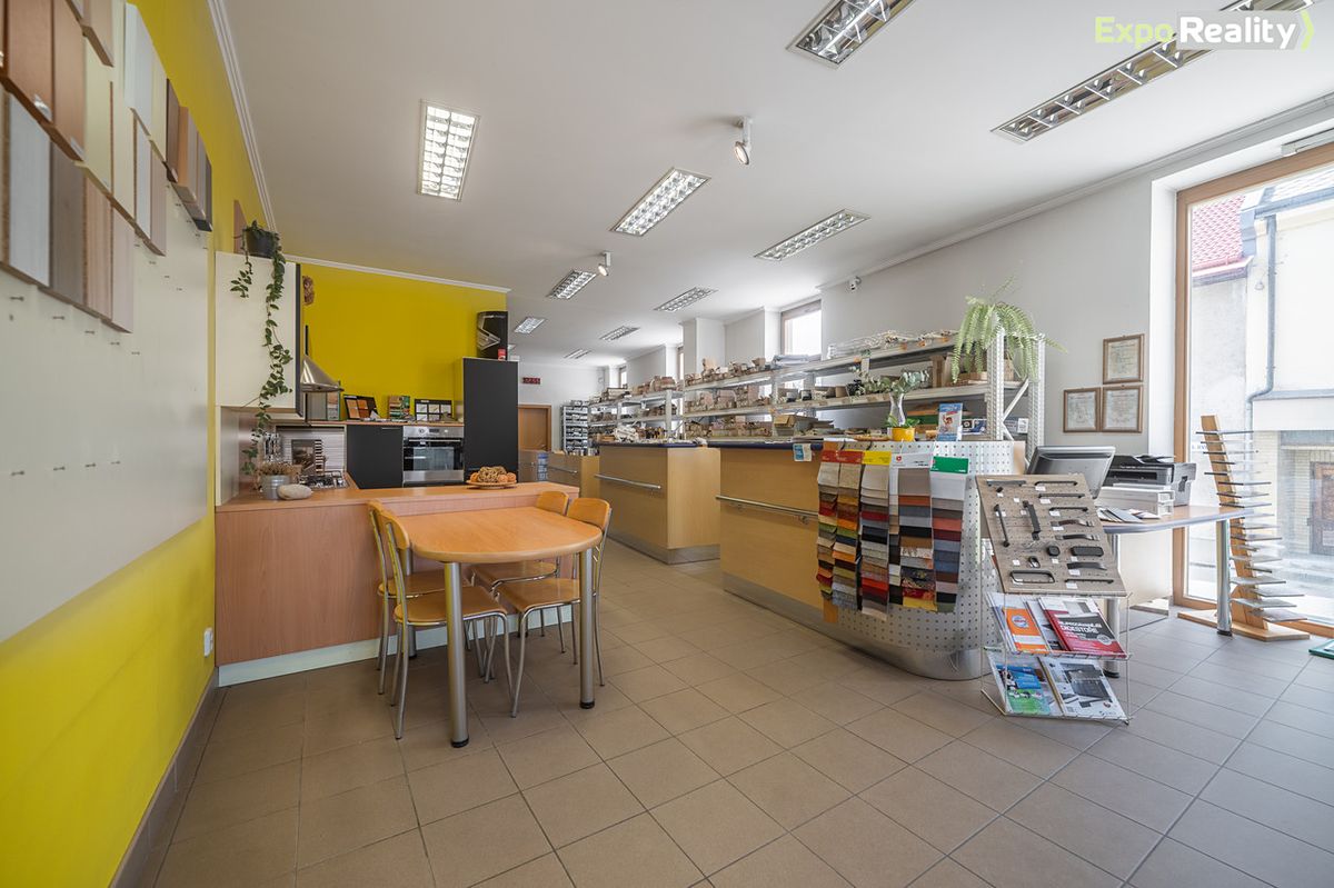 Prodej obchodního prostoru 782 m² – fotografie 3